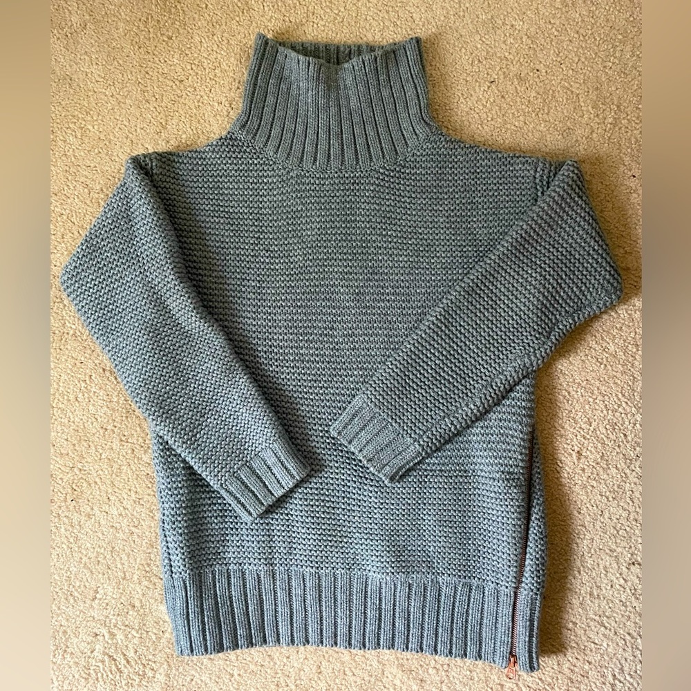 Lululemon Turtleneck Gray Knit Sweater Size XS/S